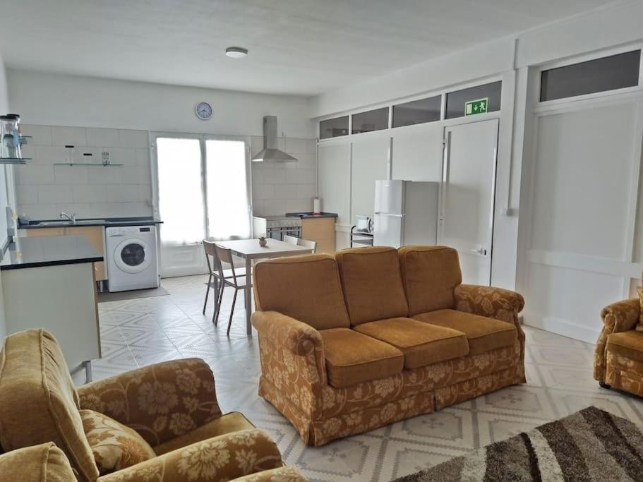 Rua De Baixo Apartments Calheta  ภายนอก รูปภาพ