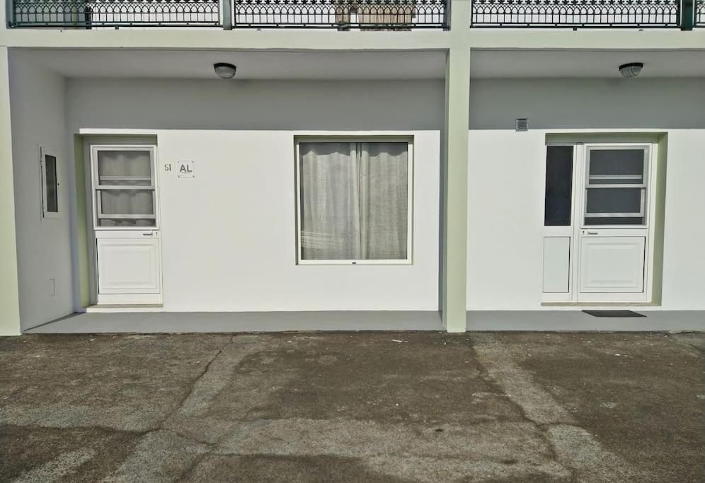 Rua De Baixo Apartments Calheta  ภายนอก รูปภาพ